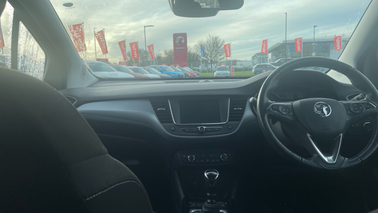 Vauxhall Crossland 1.2 Turbo Design 5dr Petrol Hatchback